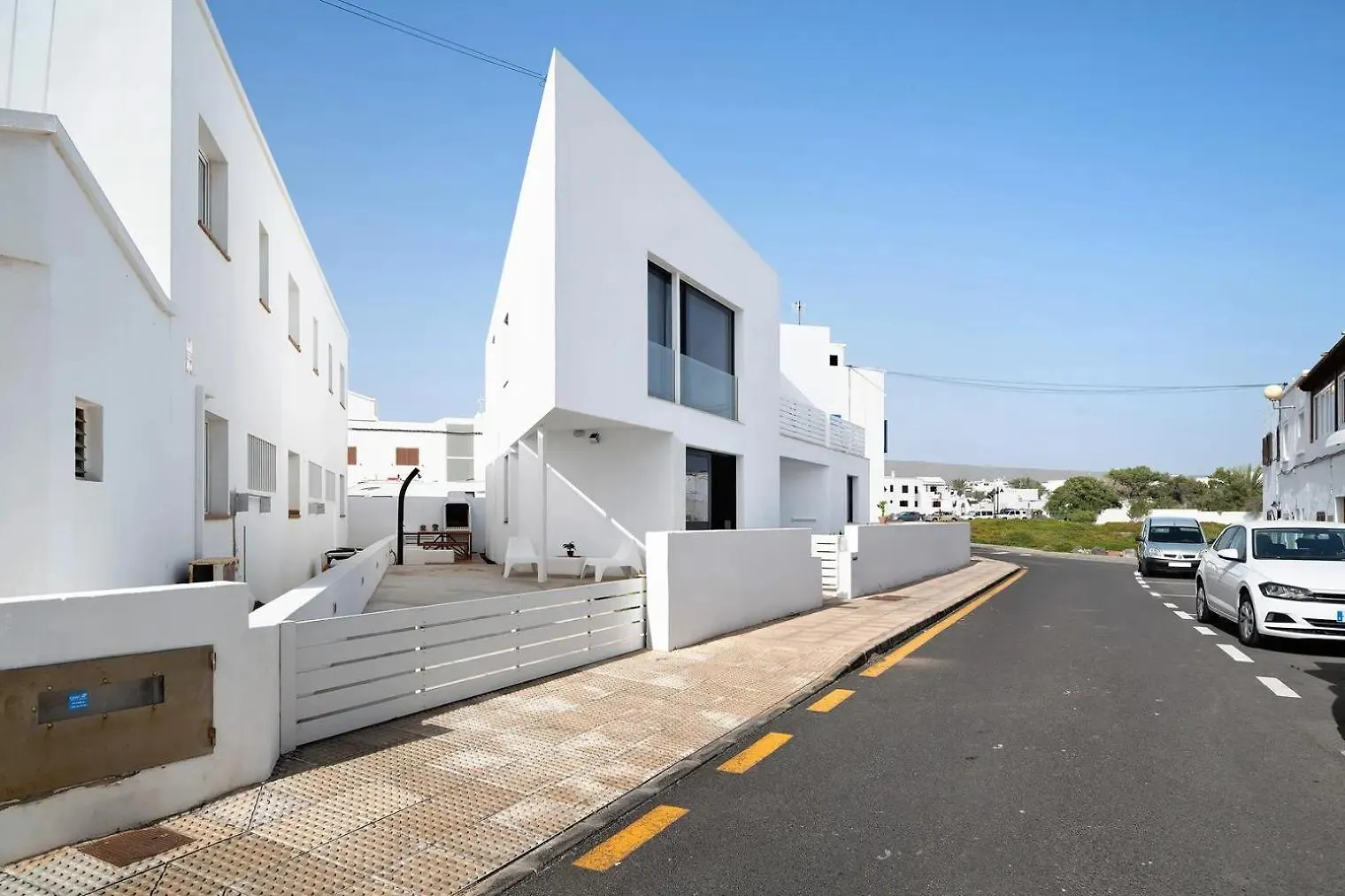 Casa Anclada En Arrieta Spain